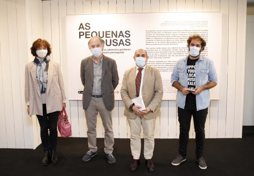 O concello agradécelles ás familias das vítimas da represión franquista que participasen na mostra “As pequenas cousas”